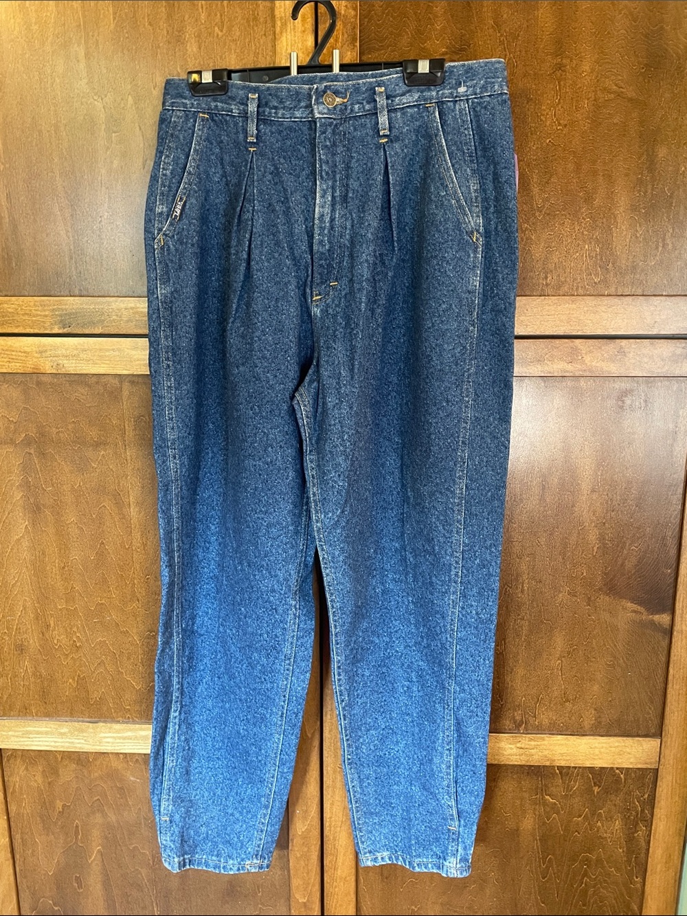 Lee baggy fit tapered leg jeans (NWT).